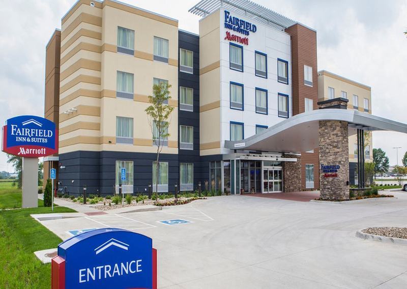 Fairfield Inn & Suites By Marriott Waterloo Cedar Falls מראה חיצוני תמונה