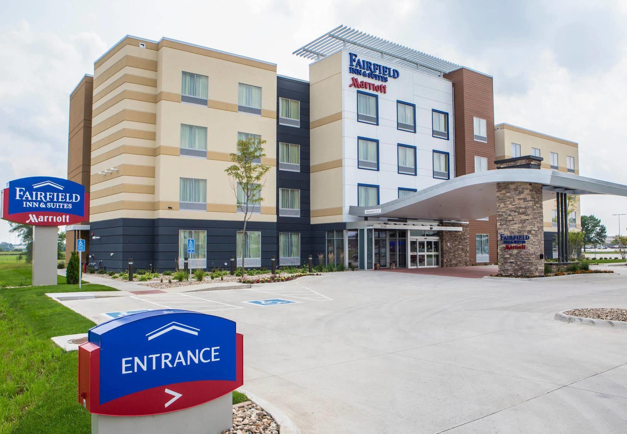 Fairfield Inn & Suites By Marriott Waterloo Cedar Falls מראה חיצוני תמונה