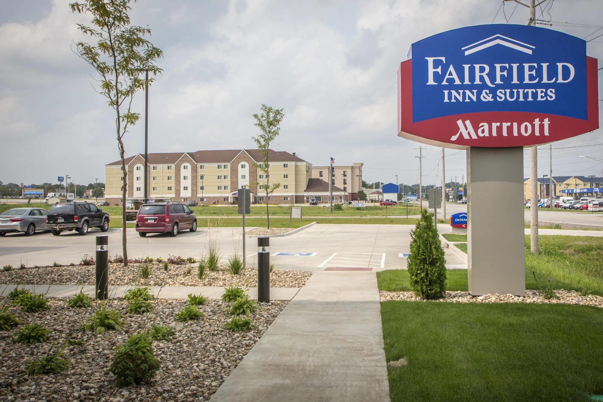 Fairfield Inn & Suites By Marriott Waterloo Cedar Falls מראה חיצוני תמונה